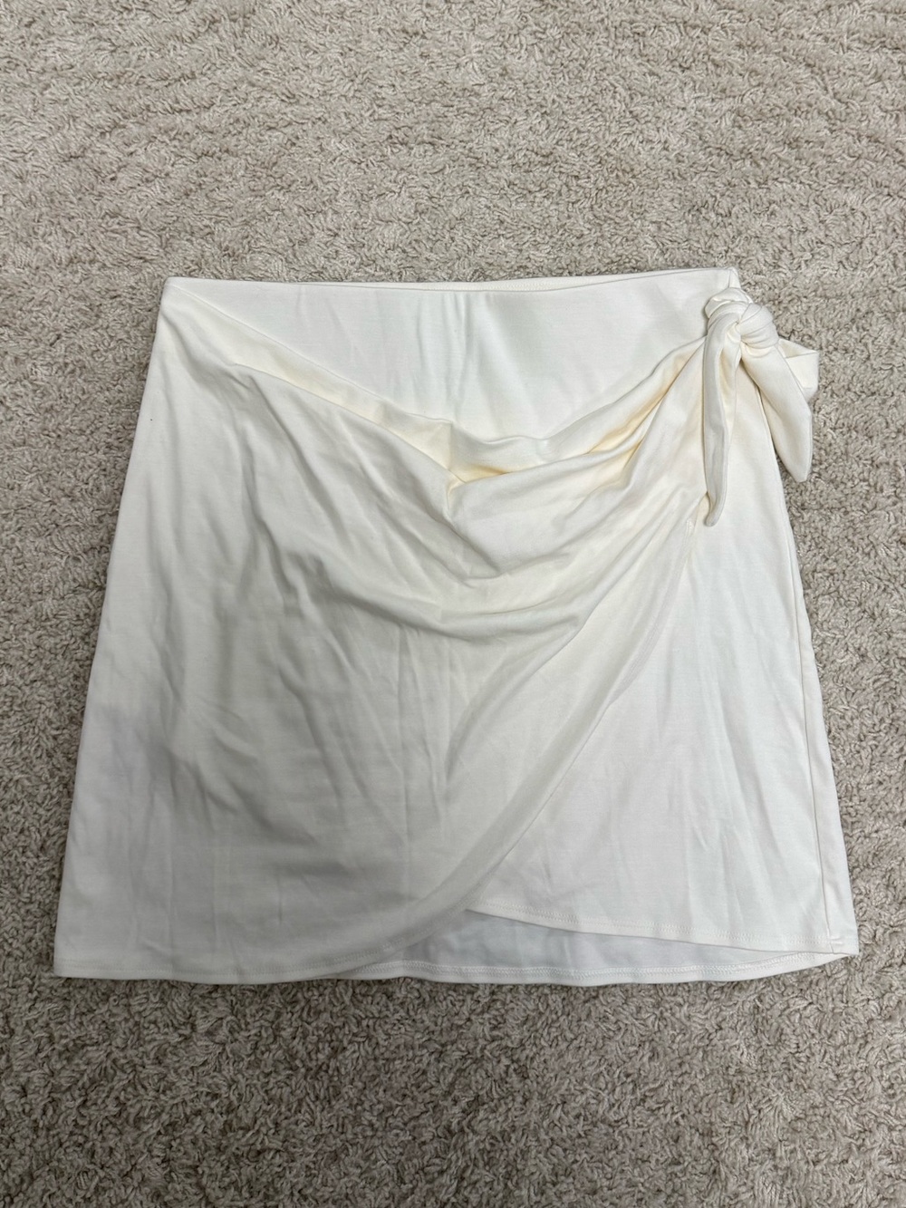 Aritzia (Wilfred) Saturn Skirt